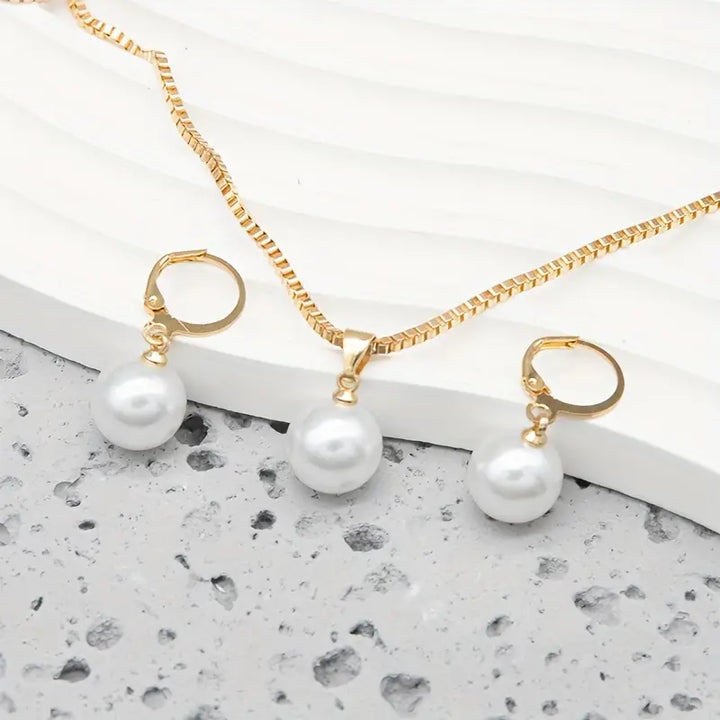 Golden Grace Pearl Jewelry Set | Gold