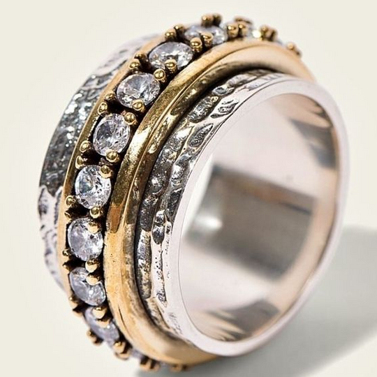 Vivara Saphielle Gold Ring