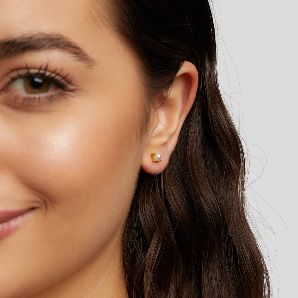 Sofia Pearl Stud Earrings